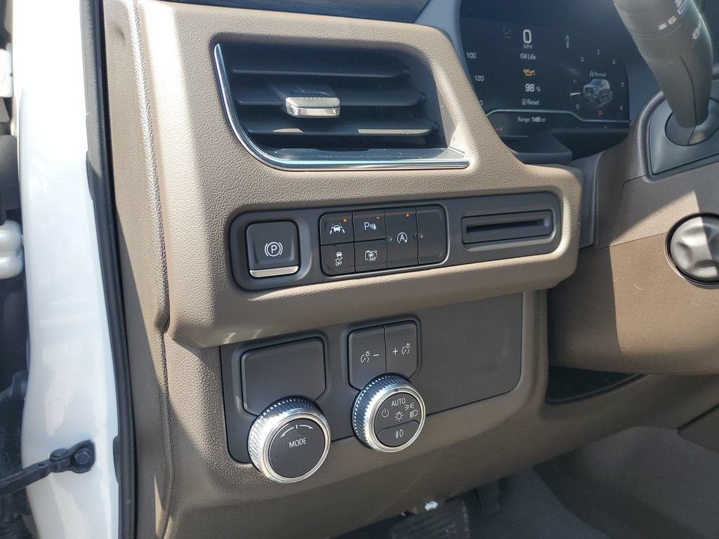 Certified 2023 GMC Yukon SLT w/ SLT Luxury Package RWD image 26