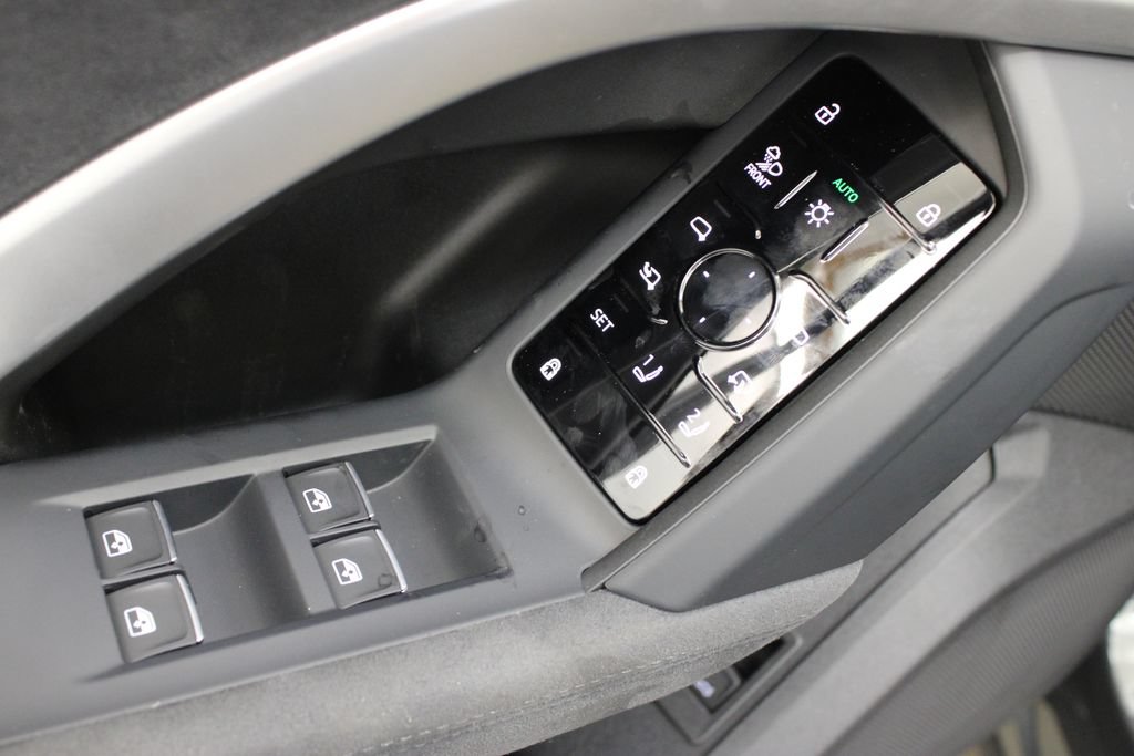 New 2026 Audi SQ5 Premium Plus AWD/4WD image 18