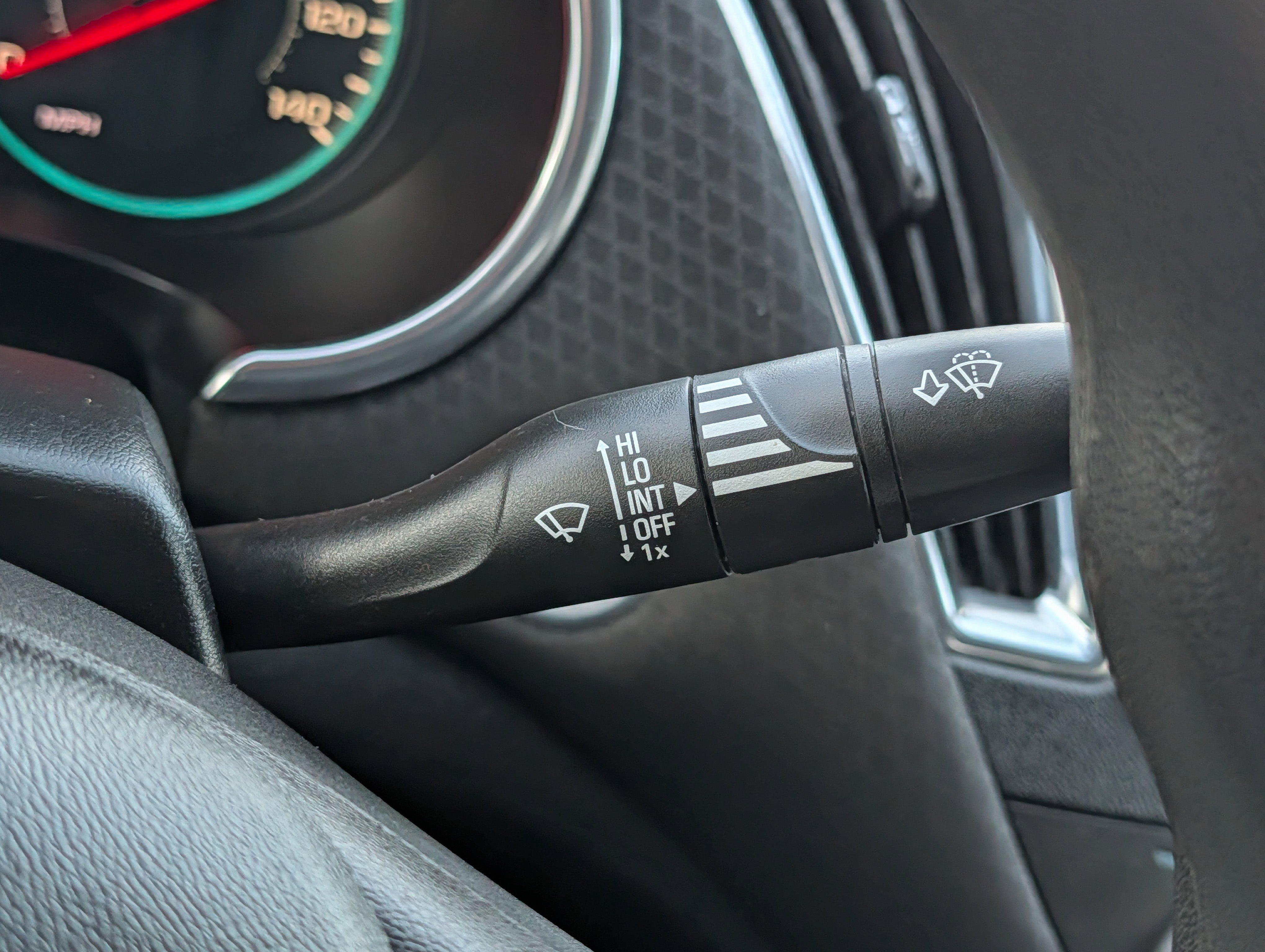 Used 2018 Chevrolet Malibu LT image 27