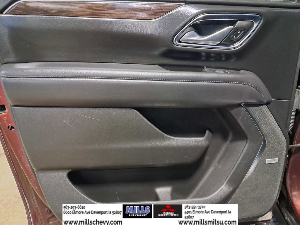 Used 2023 Chevrolet Suburban Z71 AWD/4WD image 11
