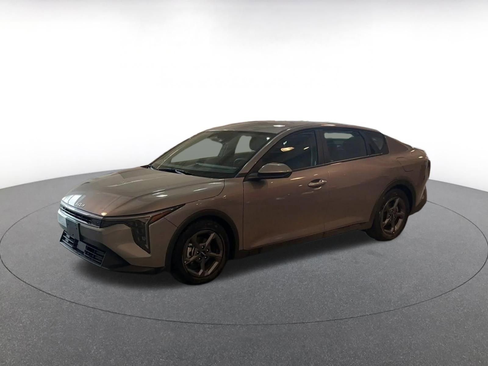 Used 2025 Kia K4 LXS image 8