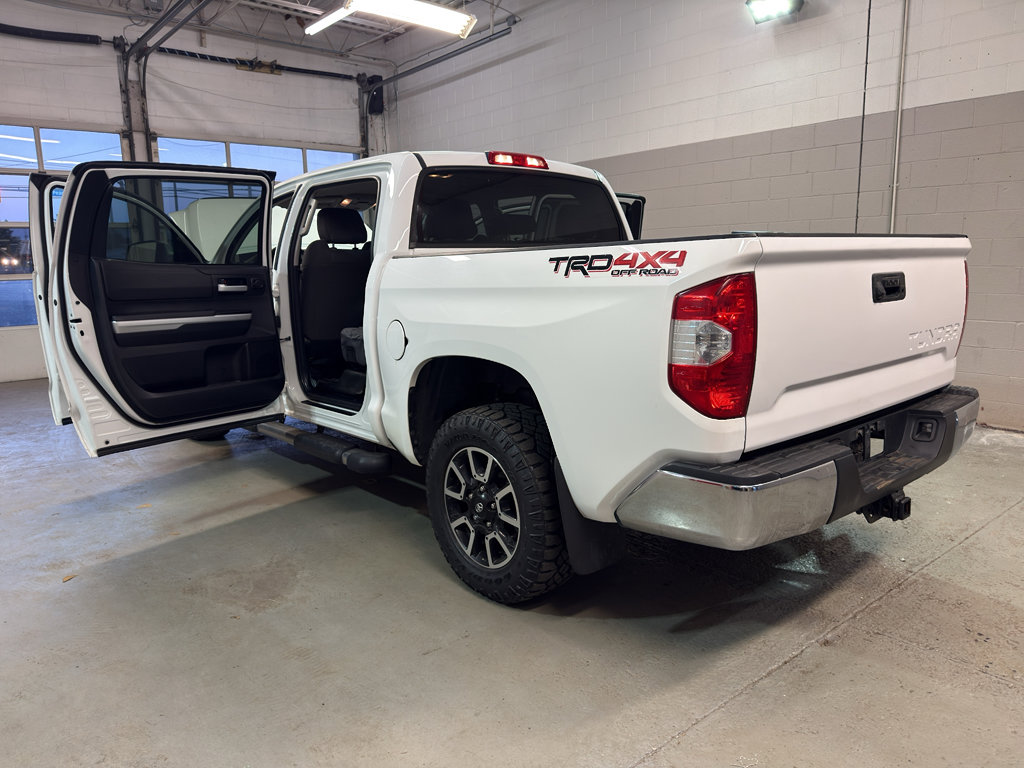 Used 2015 Toyota Tundra SR5 w/ TRD Off Road Package AWD/4WD image 10
