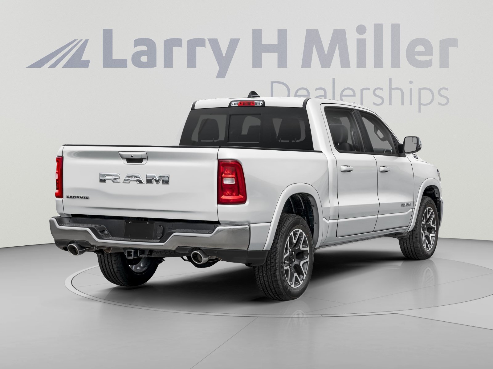 New 2027 RAM 1500 Laramie AWD/4WD image 2