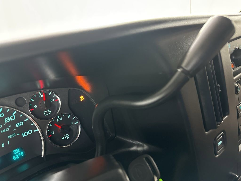 Used 2011 Chevrolet Express 1500 Upfitter image 44