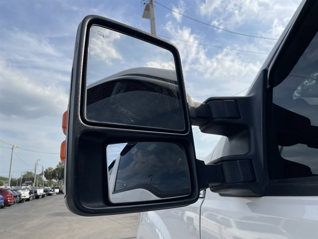 Used 2016 Ford F350 Platinum w/ FX4 Off-Road Package AWD/4WD image 35