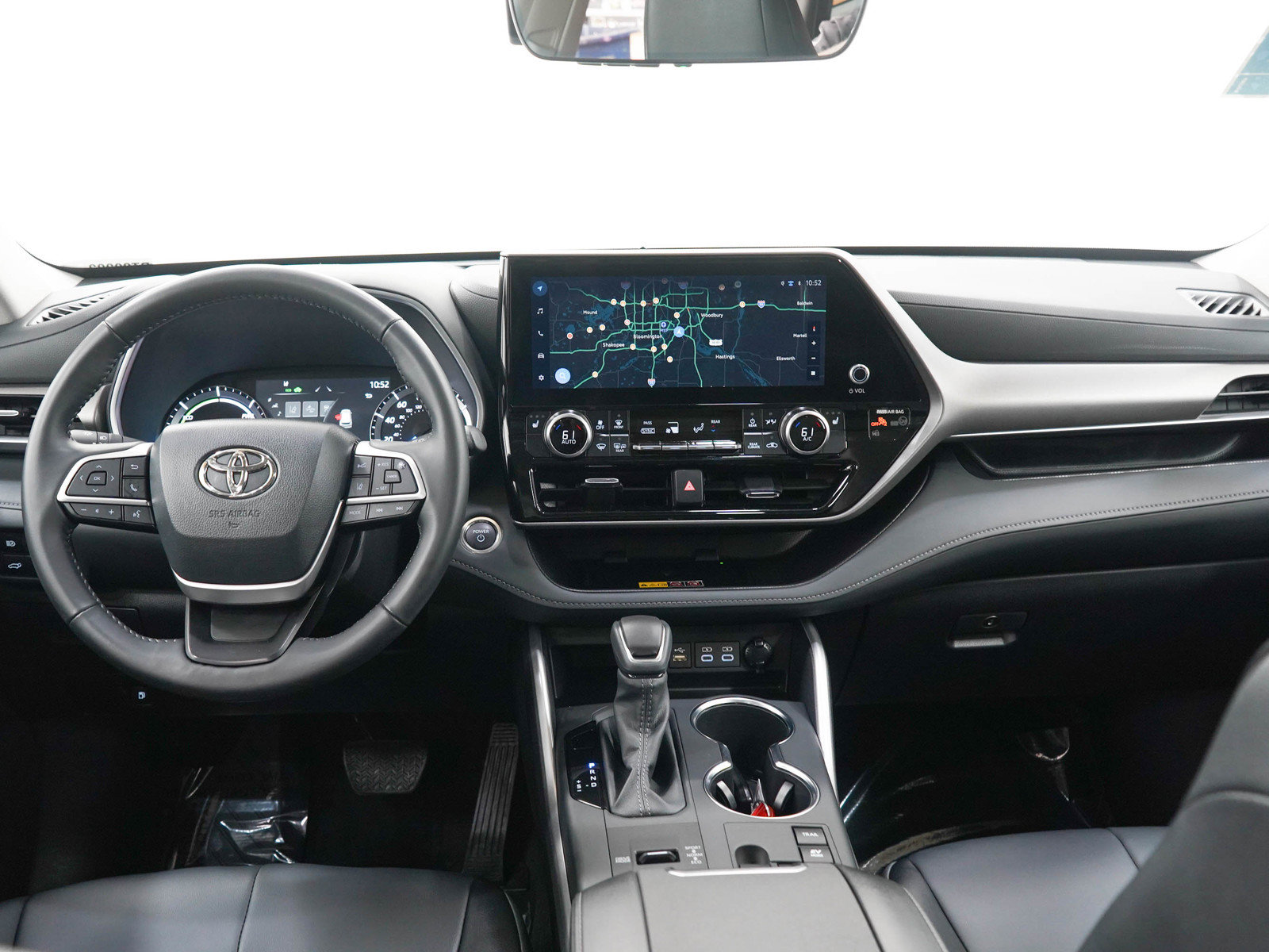Used 2026 Toyota Highlander XLE AWD/4WD image 17