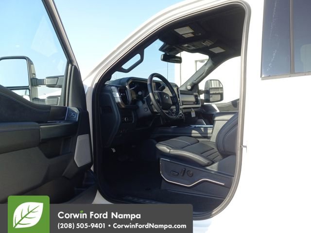 New 2026 Ford F350 Platinum w/ Tremor Off-Road Package image 9
