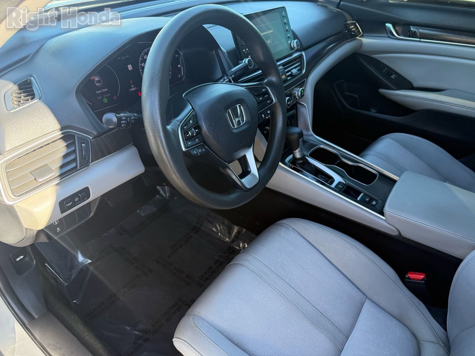 Used 2019 Honda Accord EX image 11