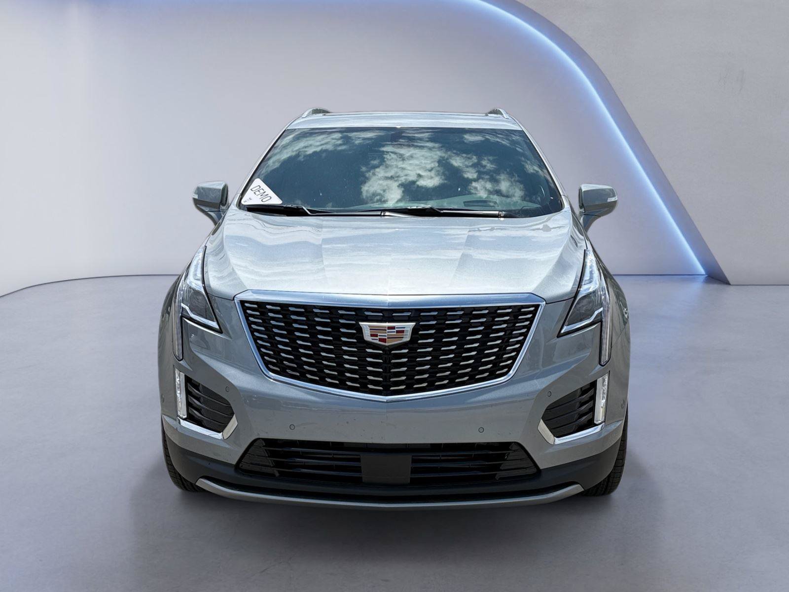 New 2026 Cadillac XT5 Premium Luxury w/ Driver Assist Package FWD image 8