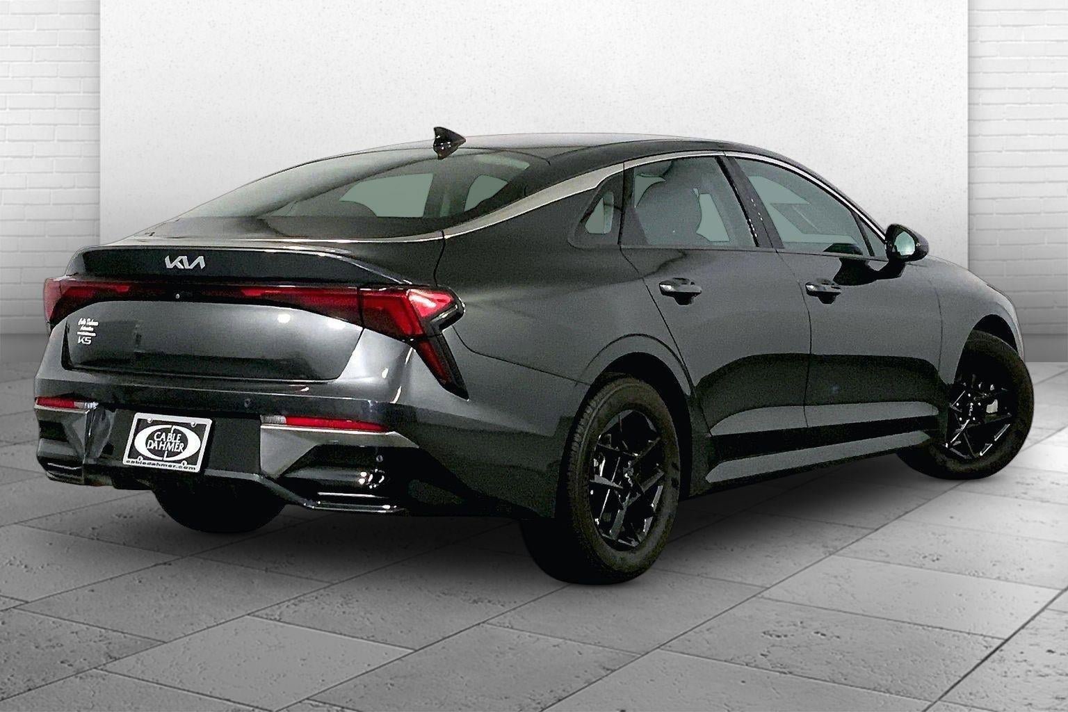 Used 2025 Kia K5 LXS FWD image 13