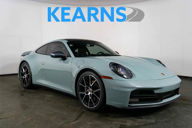 Used 2025 Porsche 911 Carrera T RWD image 1