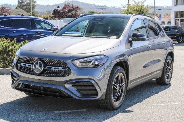 New 2026 Mercedes-Benz GLA 250 4MATIC image 3