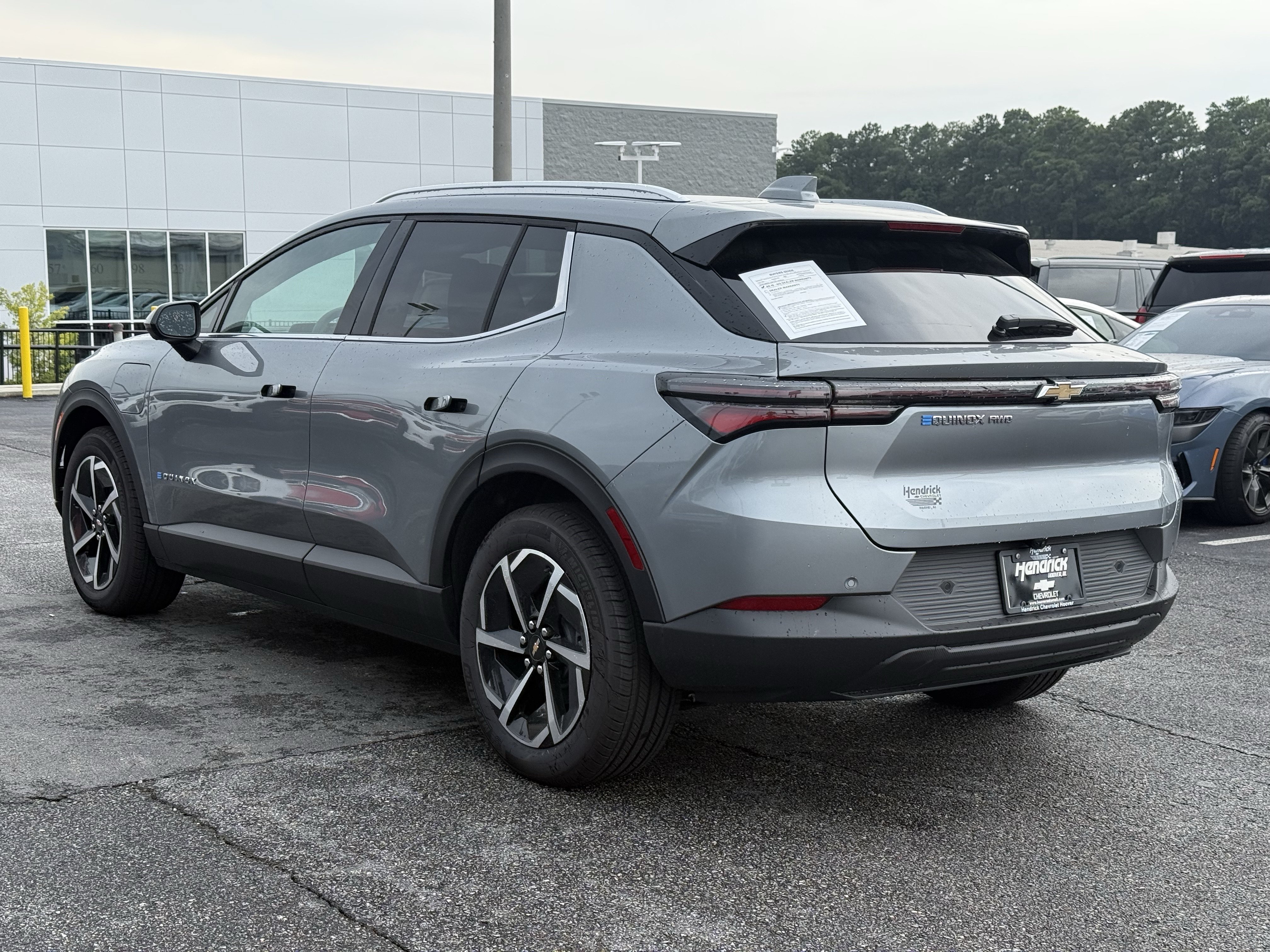 New 2026 Chevrolet Equinox EV LT AWD/4WD image 8