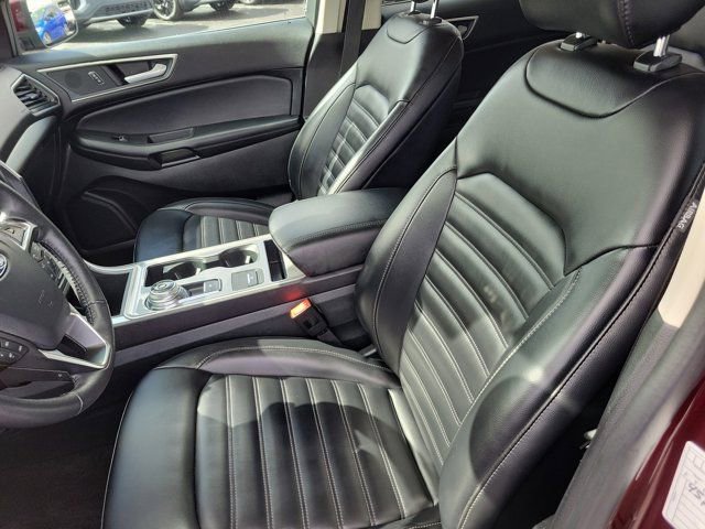 Used 2024 Ford Edge SEL image 18