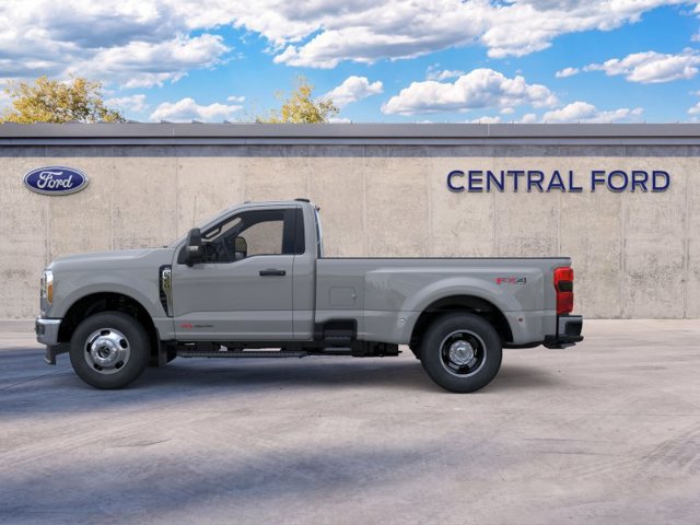 New 2026 Ford F350 XLT w/ 360-Degree Camera Package AWD/4WD image 3