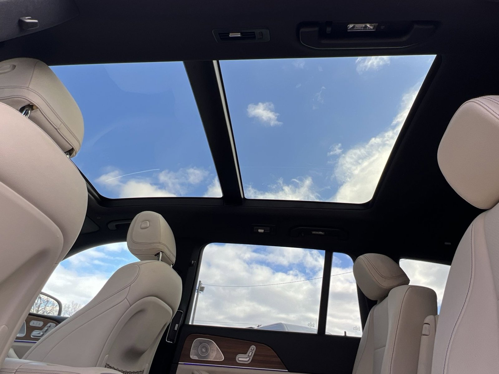 Certified 2023 Mercedes-Benz GLS 450 4MATIC image 21