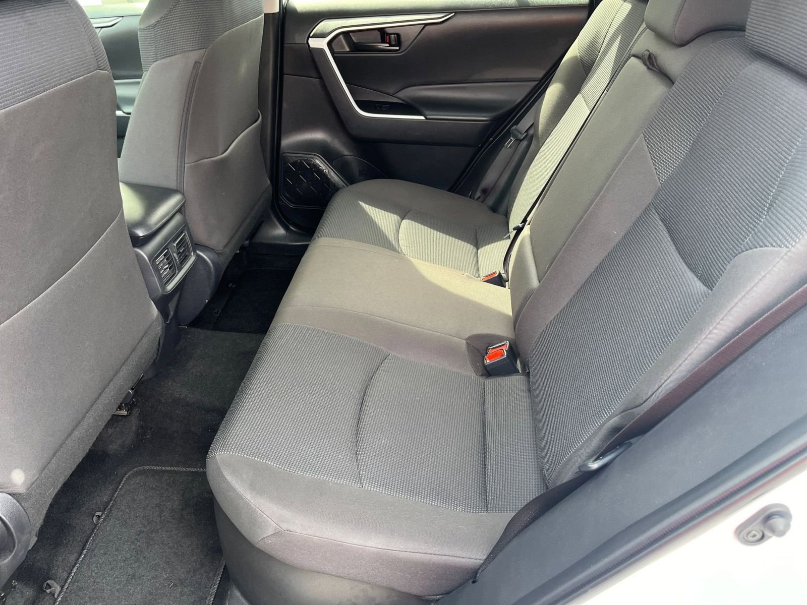 Used 2025 Toyota RAV4 LE image 23