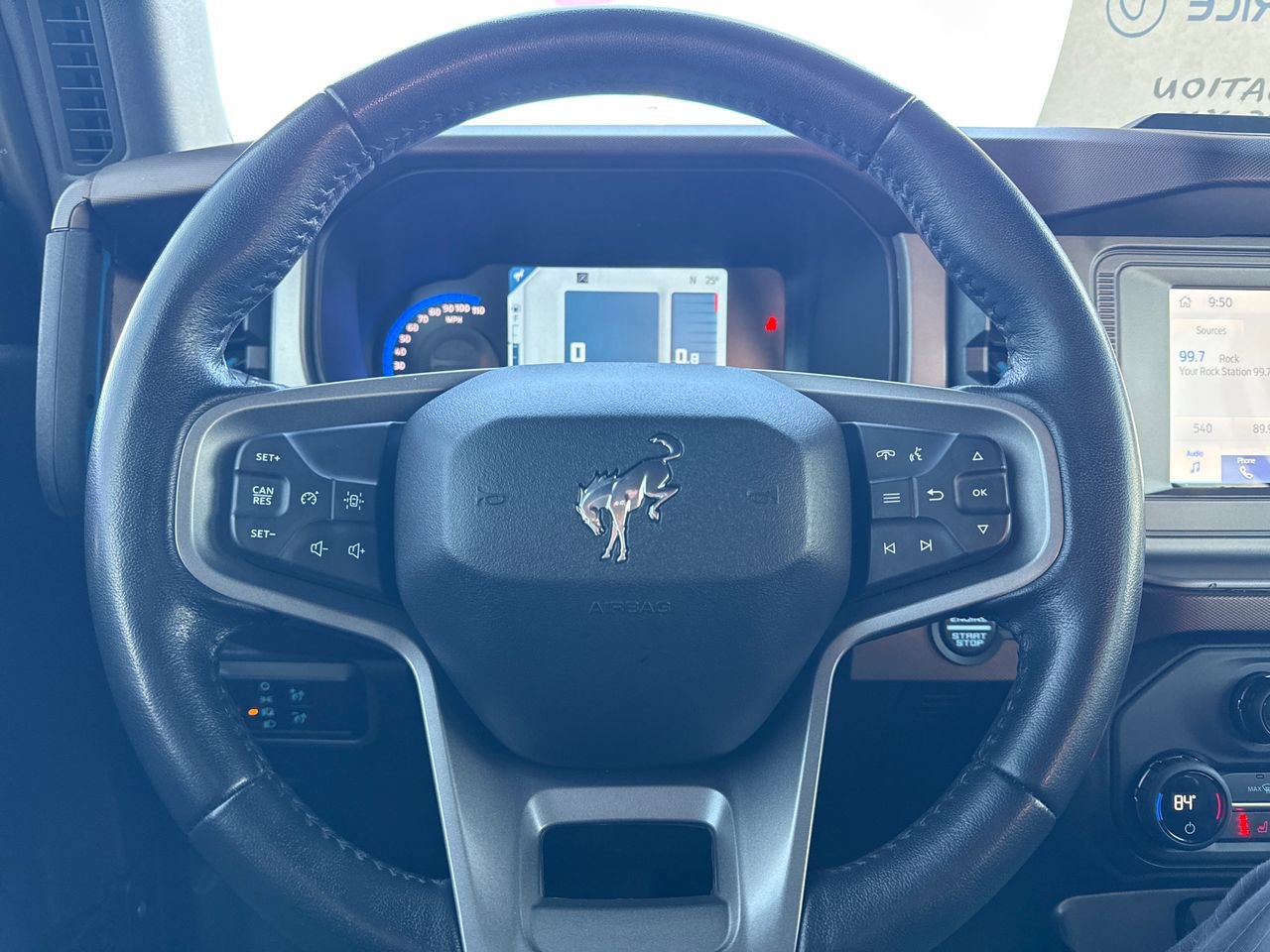 Used 2023 Ford Bronco Outer Banks image 17