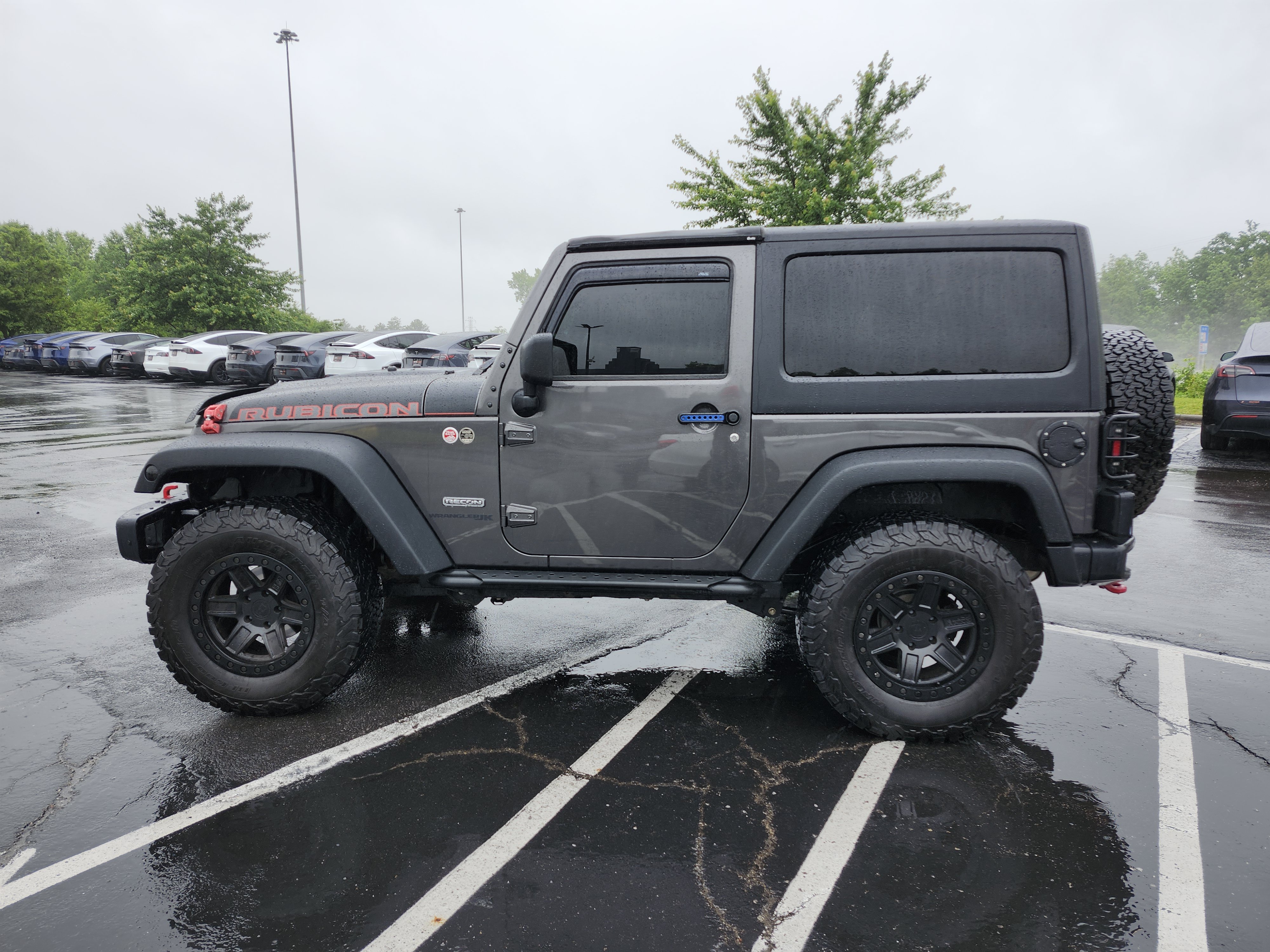 Used 2018 Jeep Wrangler Rubicon AWD/4WD image 12
