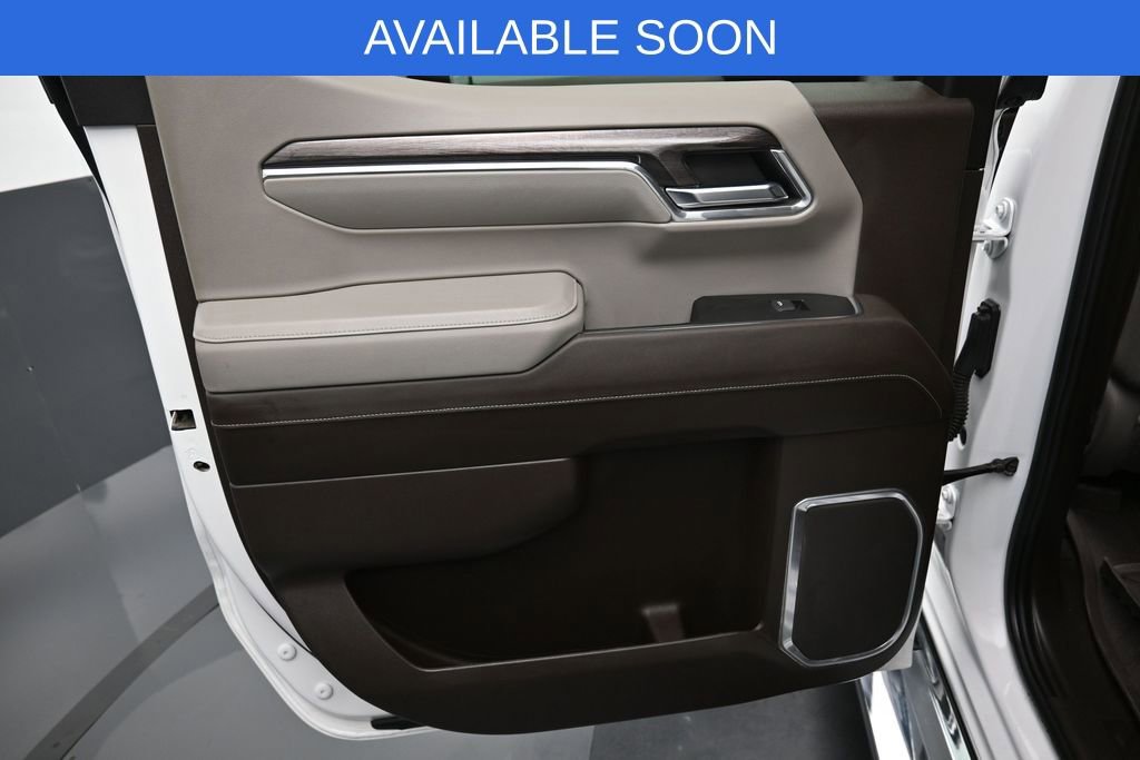 Used 2024 Chevrolet Silverado 1500 LTZ w/ LTZ Premium Package AWD/4WD image 30