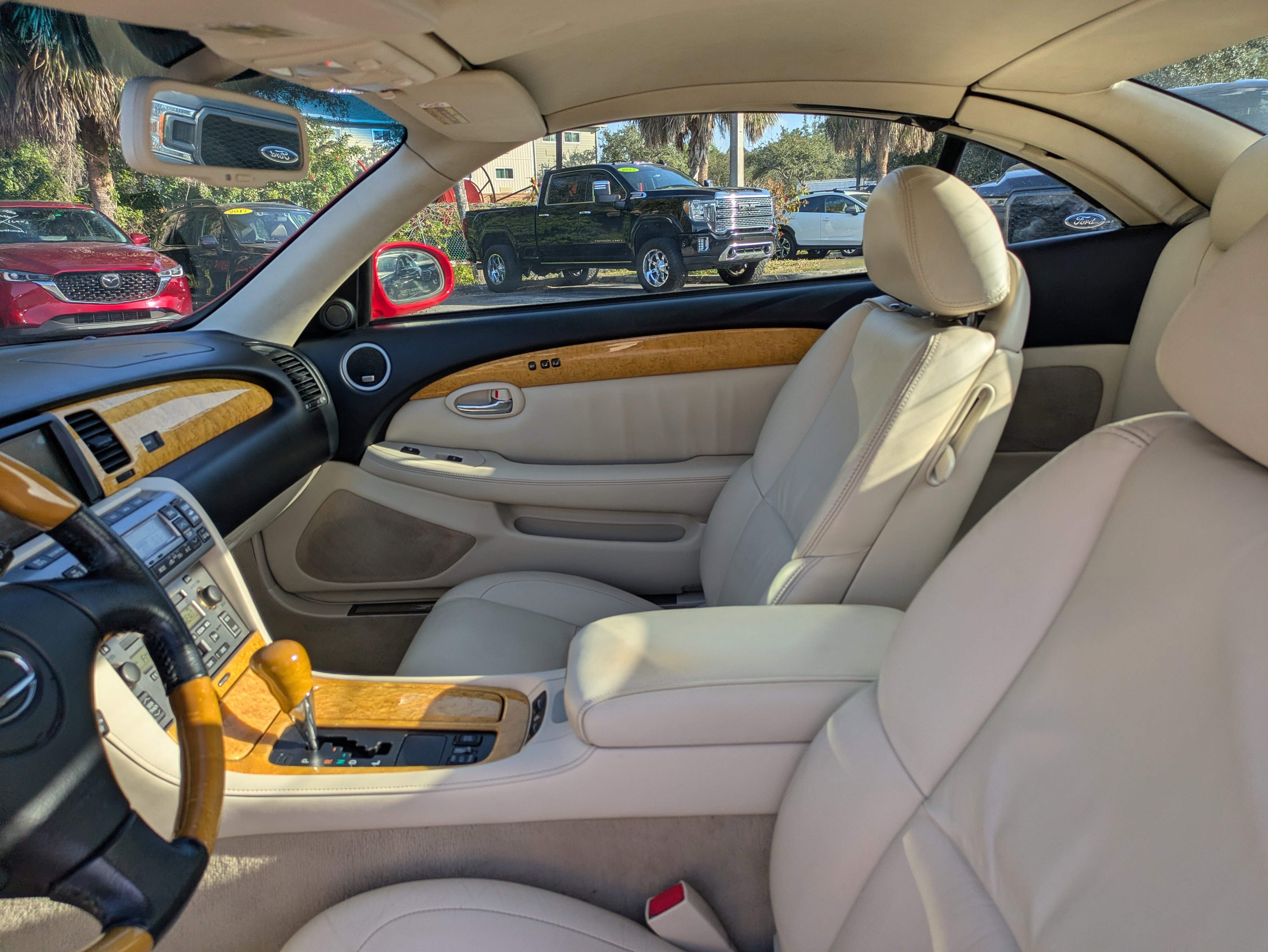 Used 2004 Lexus SC 430 Convertible image 17