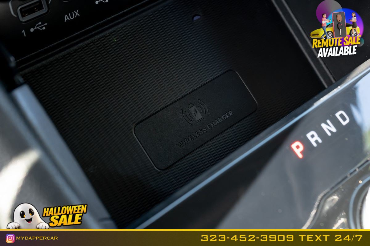 Used 2023 Jeep Grand Cherokee Limited w/ Luxury Tech Group II RWD image 32