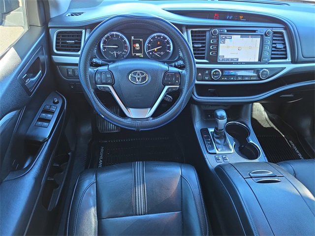 Used 2018 Toyota Highlander SE image 13