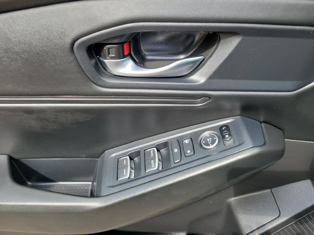 Used 2024 Honda Accord EX image 28