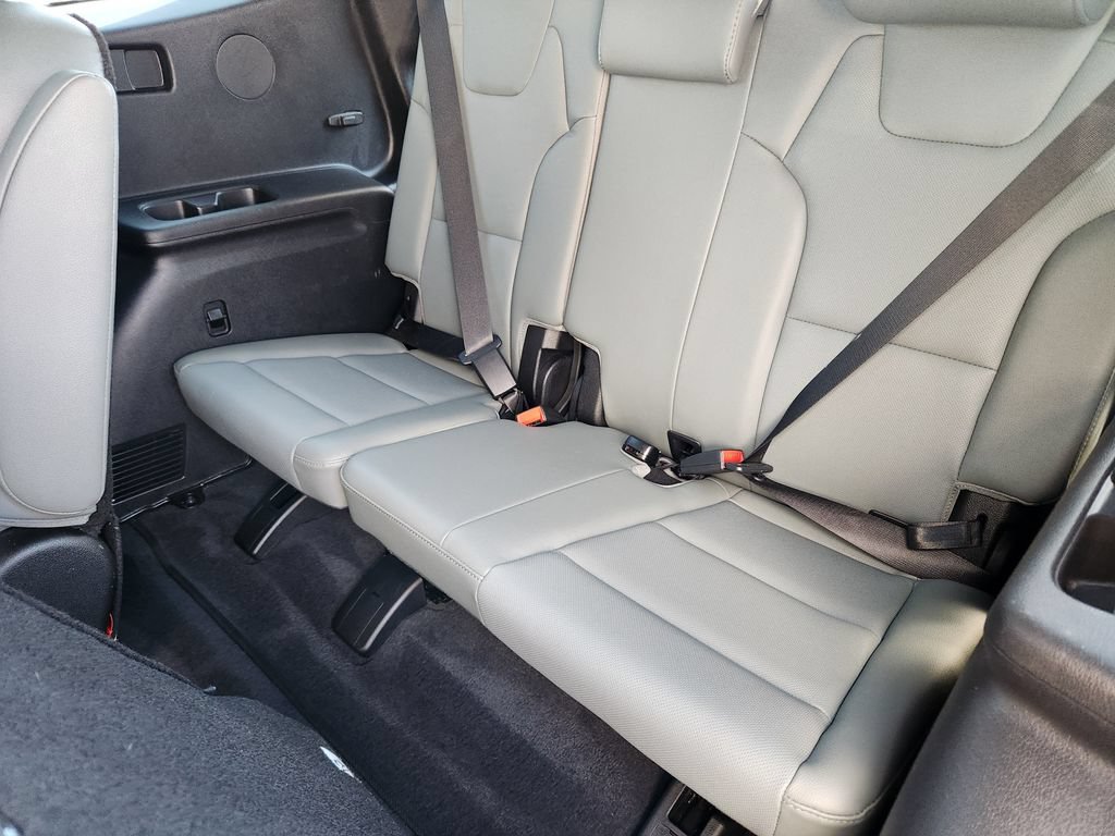 Used 2024 Kia Telluride EX X-Line AWD/4WD image 10