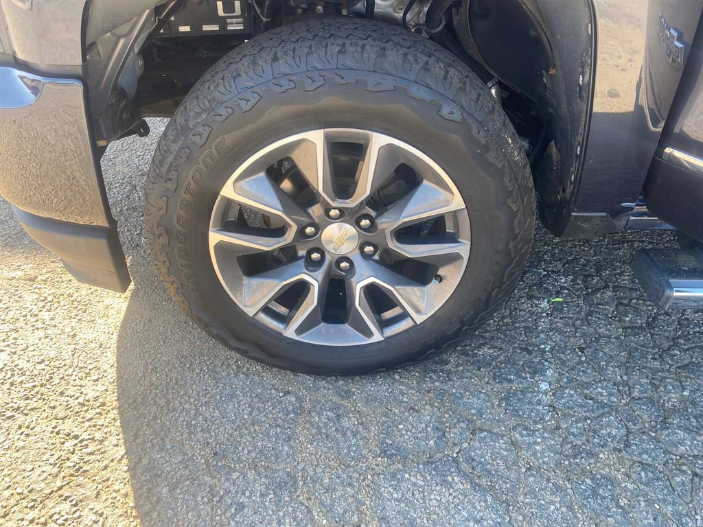 Used 2018 Chevrolet Silverado 1500 LTZ Z71 w/ Centennial Edition image 27