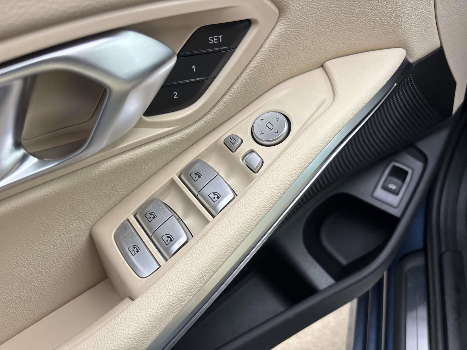 New 2026 BMW 330i xDrive Sedan w/ Premium Package image 12