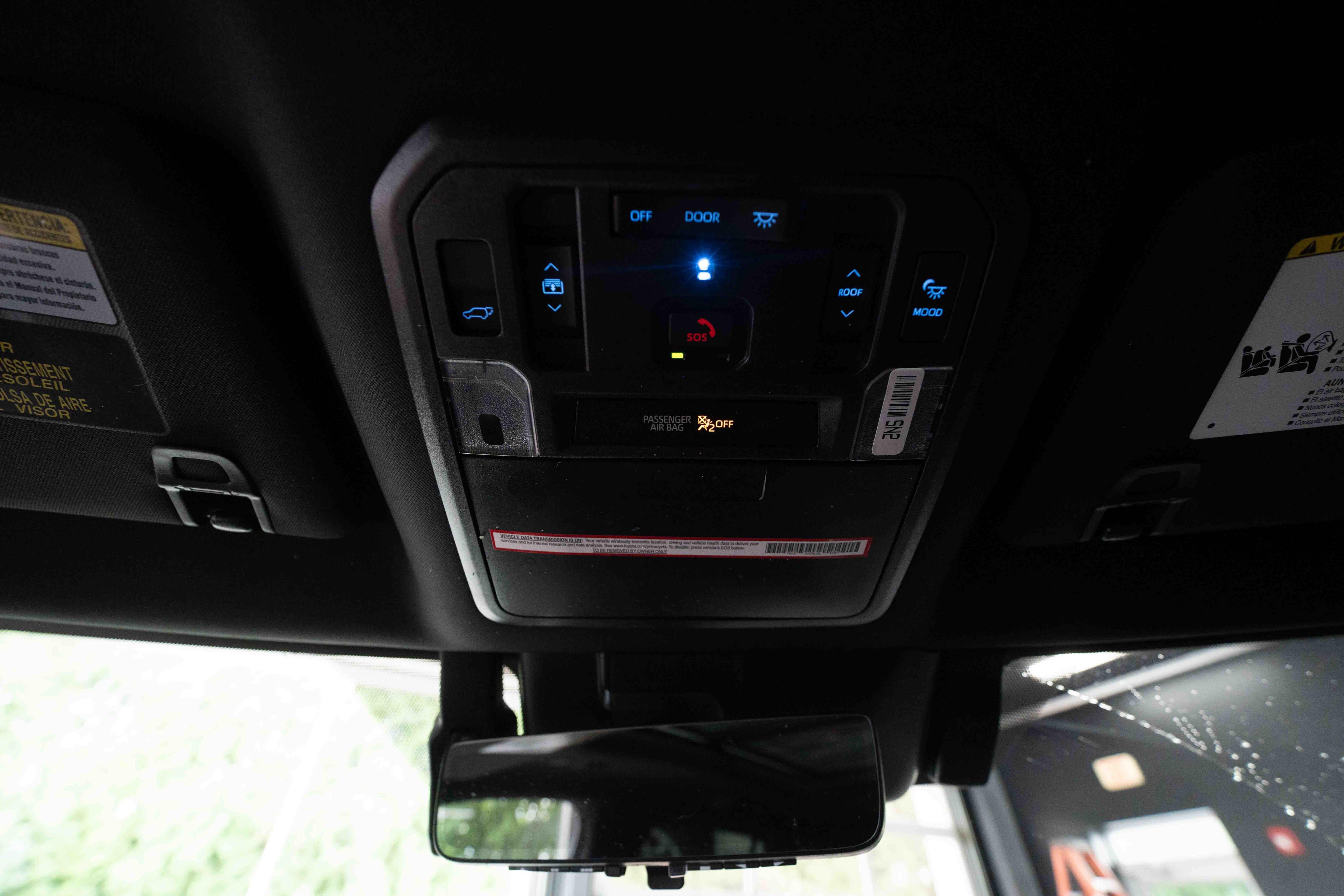 Used 2024 Toyota Sequoia Platinum AWD/4WD image 18