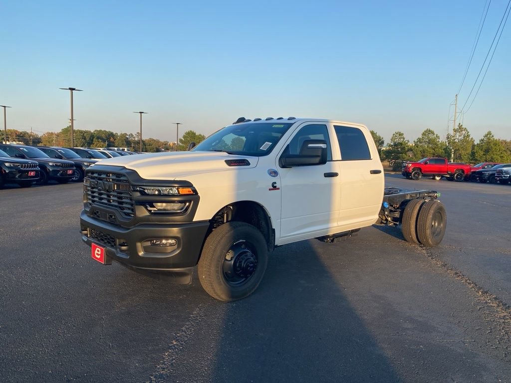 New 2026 RAM 3500 Tradesman AWD/4WD image 3