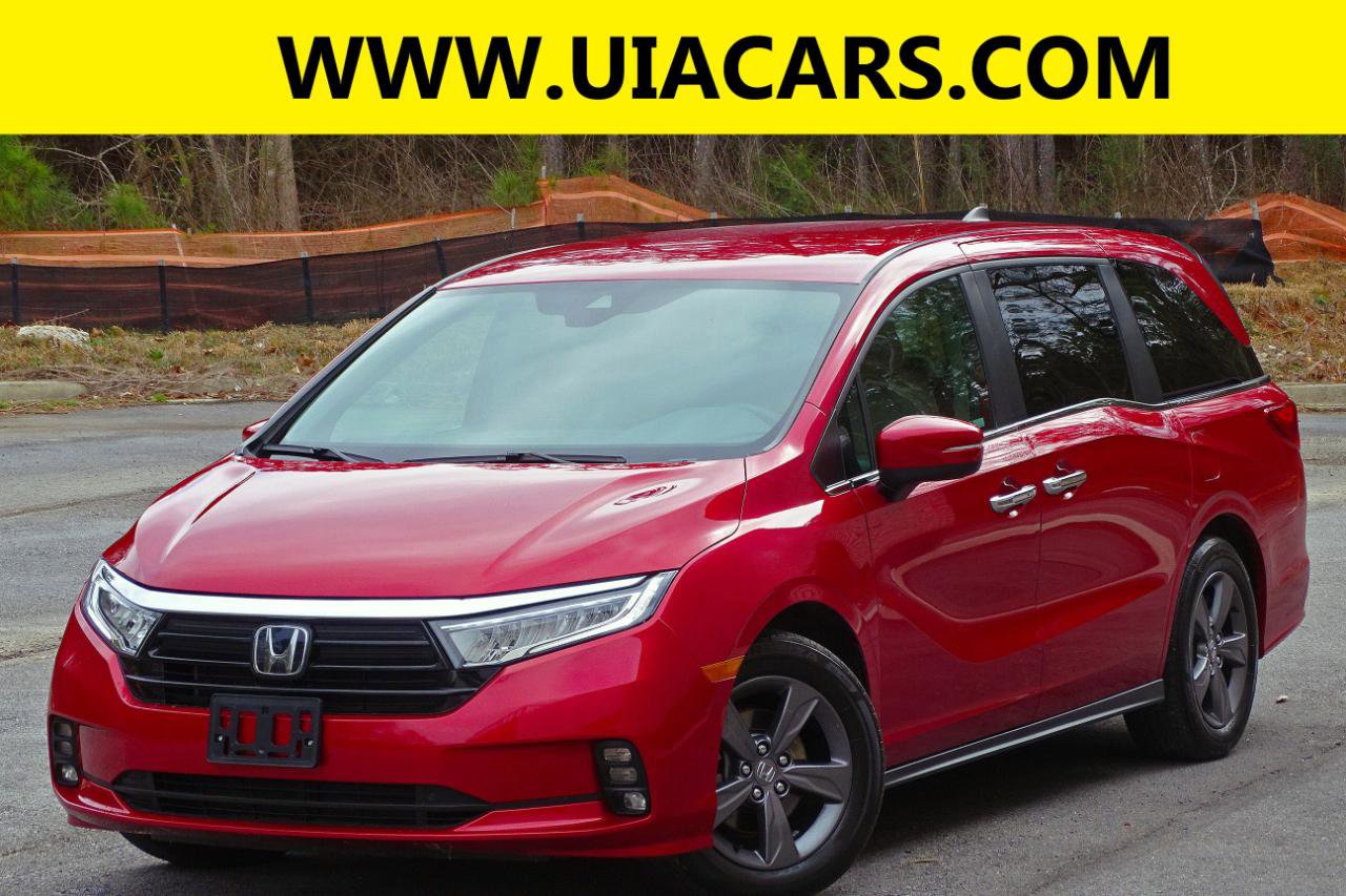 Used 2024 Honda Odyssey EX image 3