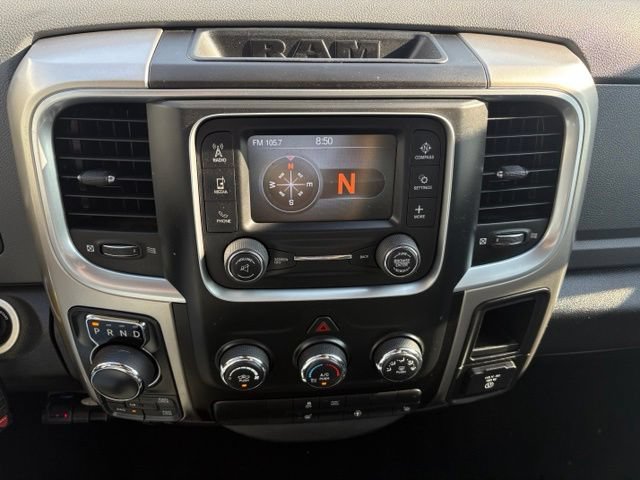 Used 2018 RAM 1500 Classic SLT w/ Luxury Group AWD/4WD image 28