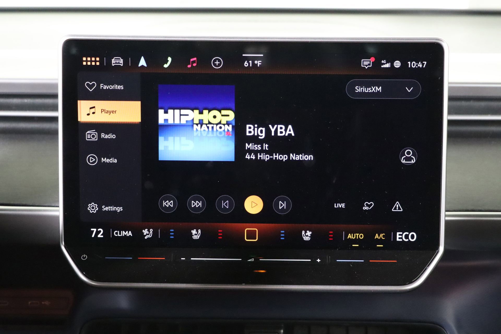 New 2025 Volkswagen ID. Buzz Pro S image 28