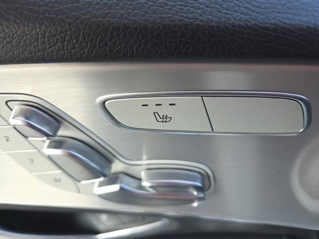 Used 2017 Mercedes-Benz C 300 4MATIC Sedan image 9