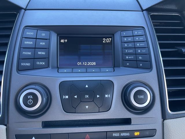 Used 2014 Ford Taurus SE image 14