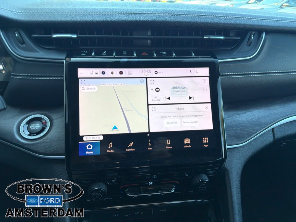 Used 2023 Jeep Grand Cherokee L Limited AWD/4WD image 11