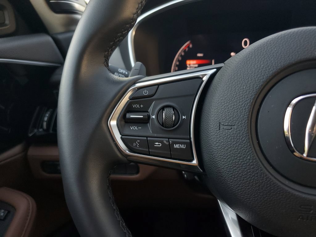 Certified 2026 Acura MDX w/ Technology Package FWD image 22