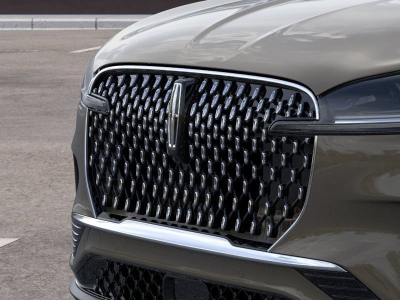 New 2026 Lincoln Aviator AWD image 17