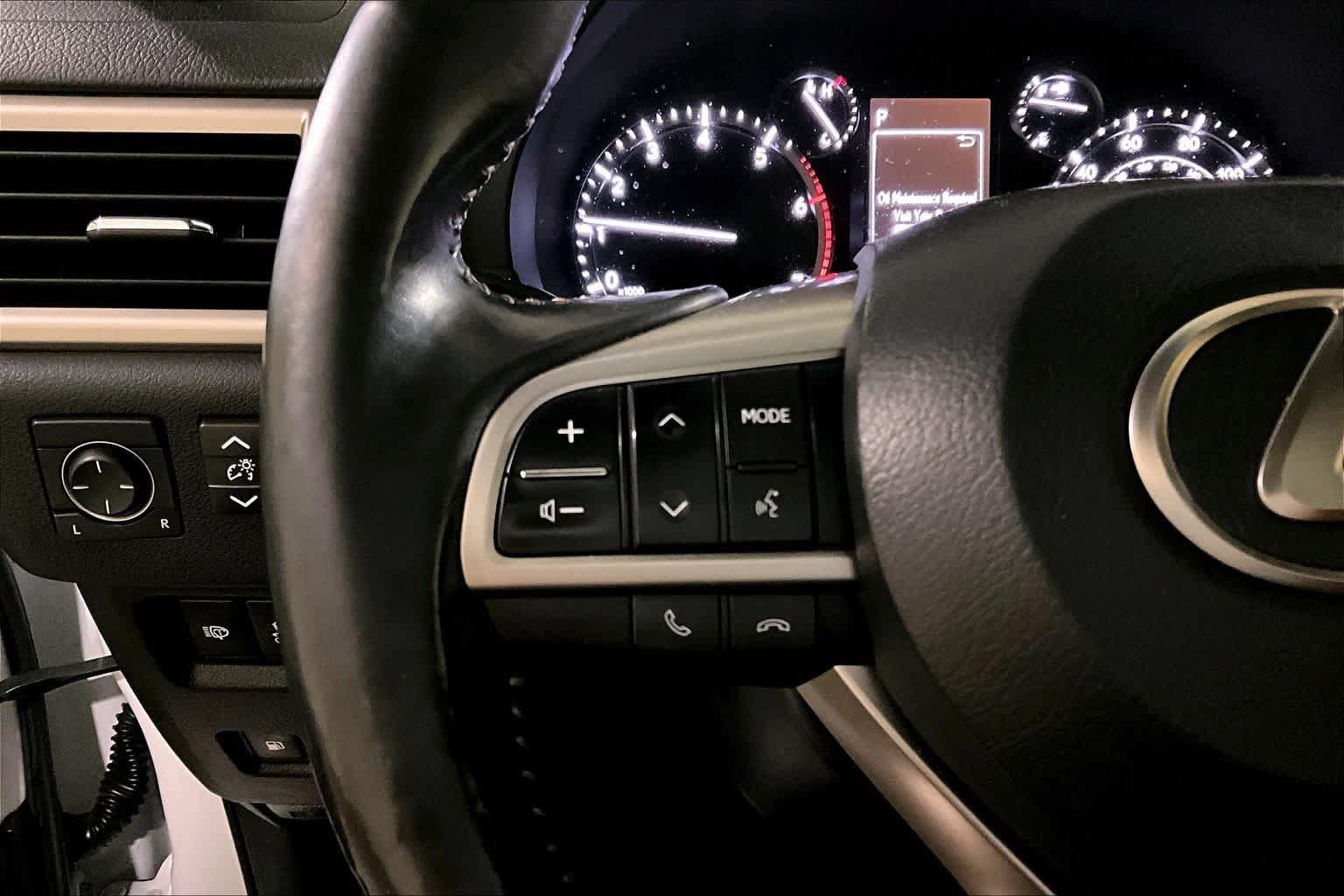 Used 2020 Lexus GX 460 Premium w/ Premium Package AWD/4WD image 23