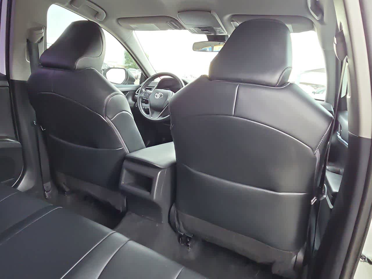 Certified 2022 Toyota Camry SE FWD image 16