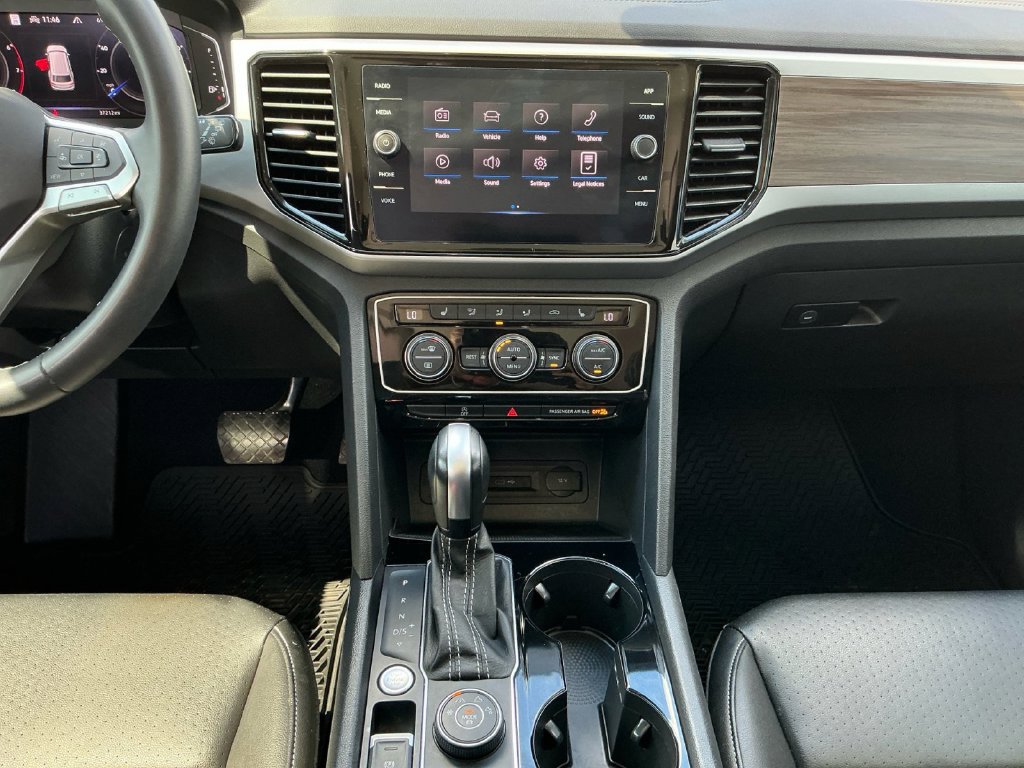 Used 2023 Volkswagen Atlas SEL AWD/4WD image 20