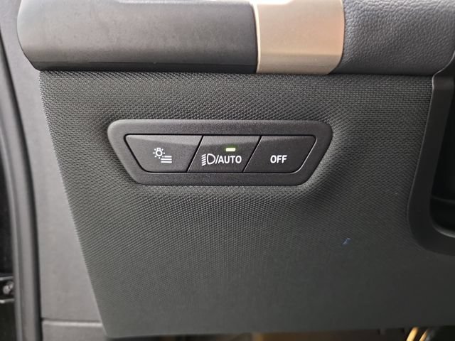 Certified 2026 BMW iX xDrive45 AWD/4WD image 21