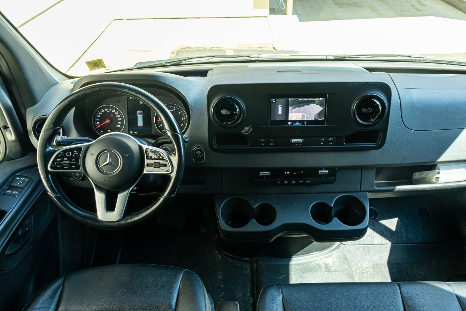 Used 2021 Mercedes-Benz Sprinter 2500 image 17