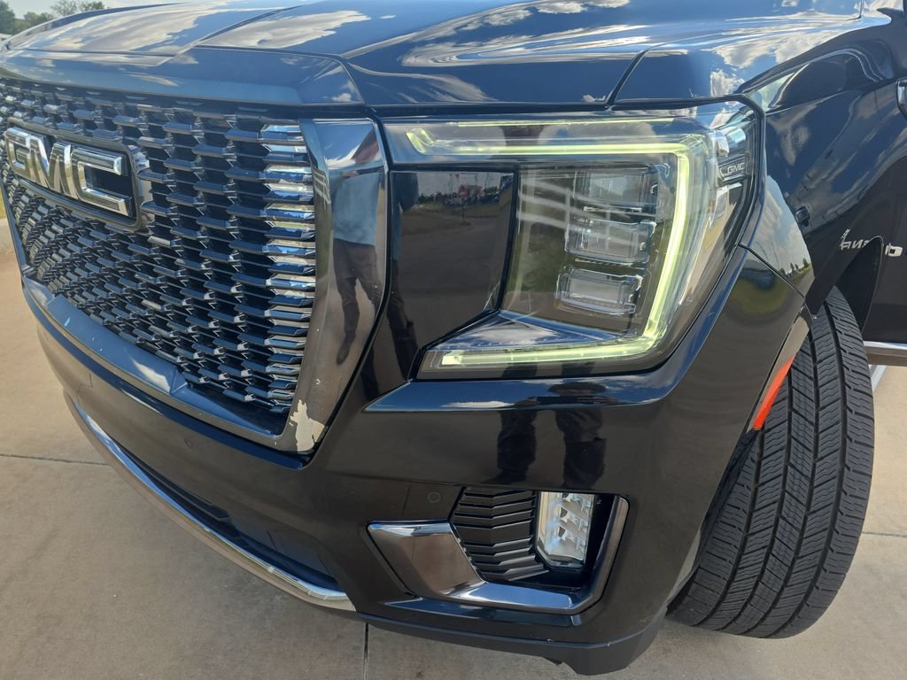 Used 2024 GMC Yukon Denali Ultimate AWD/4WD image 32