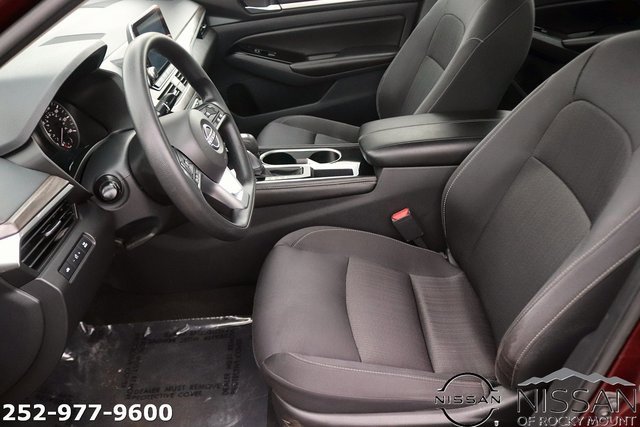 Used 2023 Nissan Altima 2.5 SV image 13