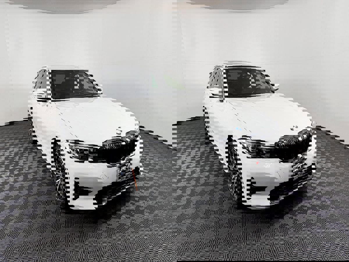 Used 2019 BMW 330i Sedan image 5