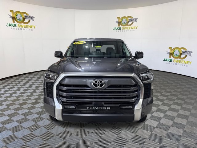 Used 2024 Toyota Tundra Limited AWD/4WD image 3